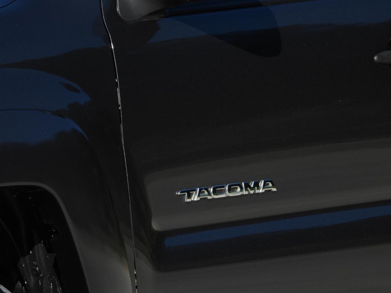Toyota Tacoma PreRunner Double Cab V6 Auto 2WD 2011