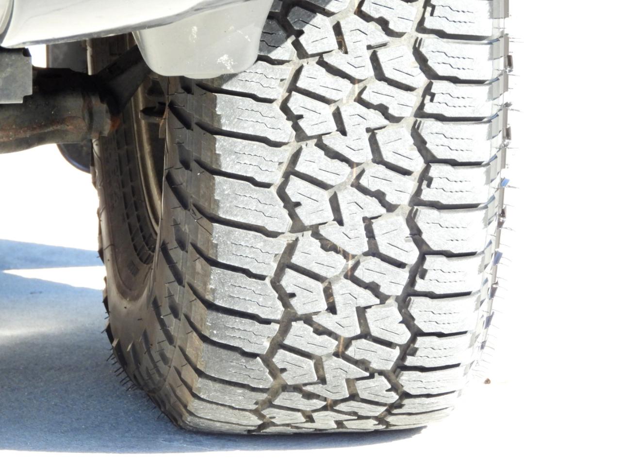 Toyota Tacoma PreRunner Double Cab V6 Auto 2WD 2011
