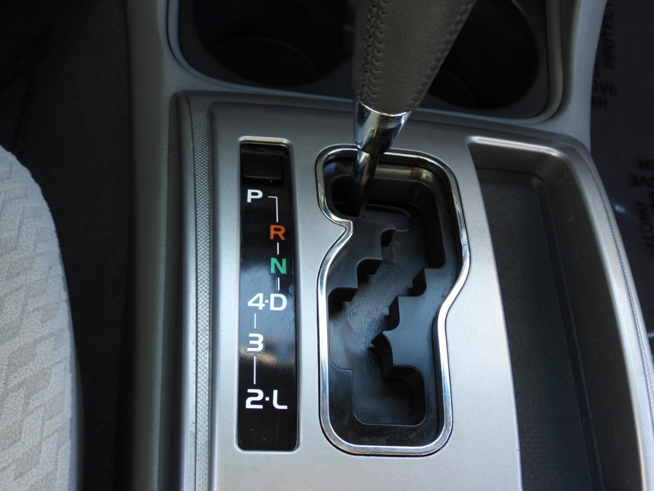 Toyota Tacoma PreRunner Double Cab V6 Auto 2WD 2011