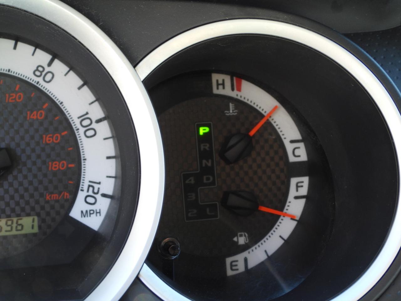 Toyota Tacoma PreRunner Double Cab V6 Auto 2WD 2011