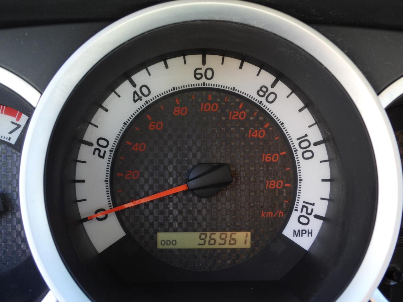 Toyota Tacoma PreRunner Double Cab V6 Auto 2WD 2011