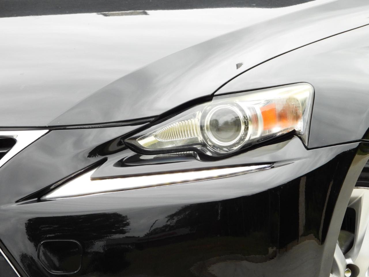 Lexus IS 250 RWD 2015
