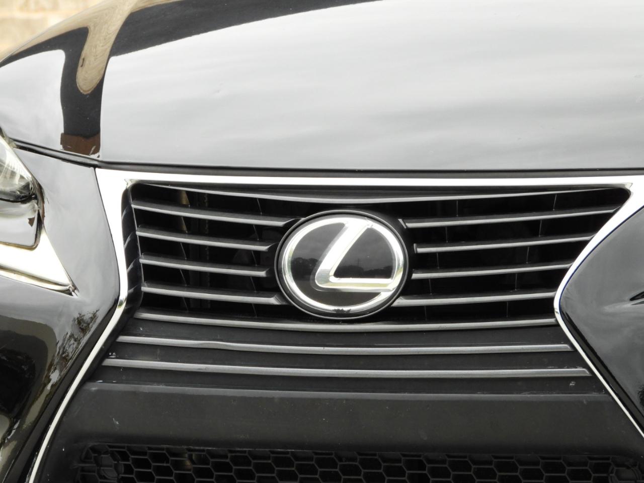 Lexus IS 250 RWD 2015