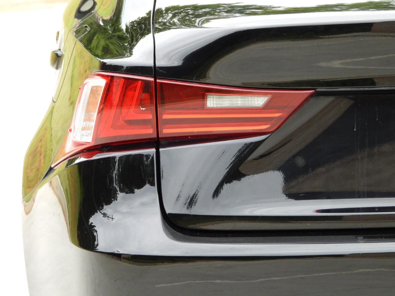 Lexus IS 250 RWD 2015