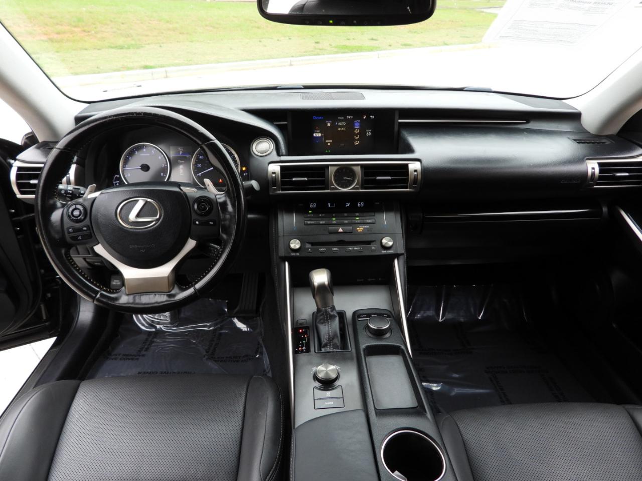 Lexus IS 250 RWD 2015