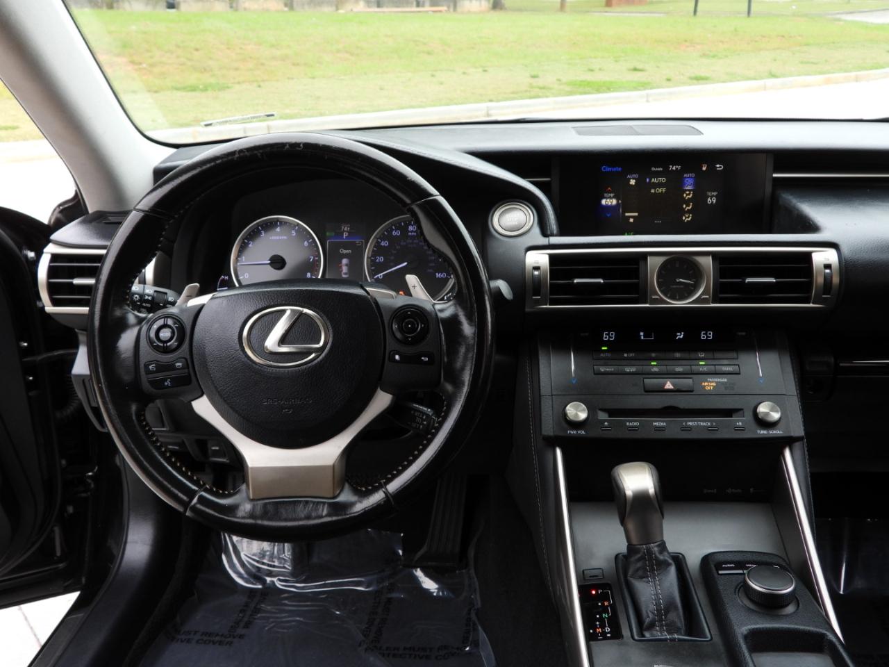 Lexus IS 250 RWD 2015