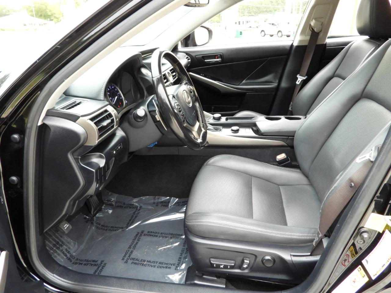 Lexus IS 250 RWD 2015