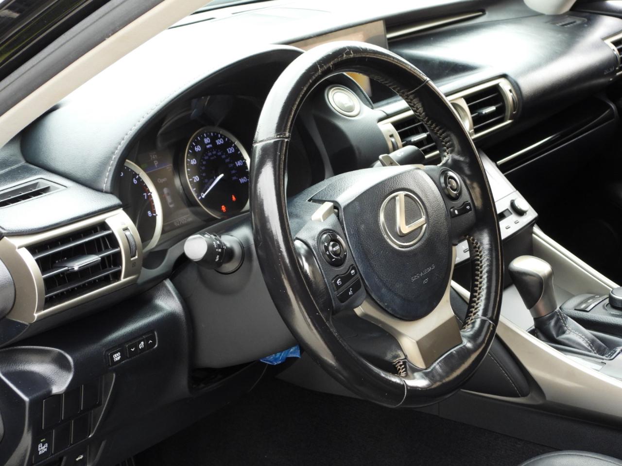 Lexus IS 250 RWD 2015
