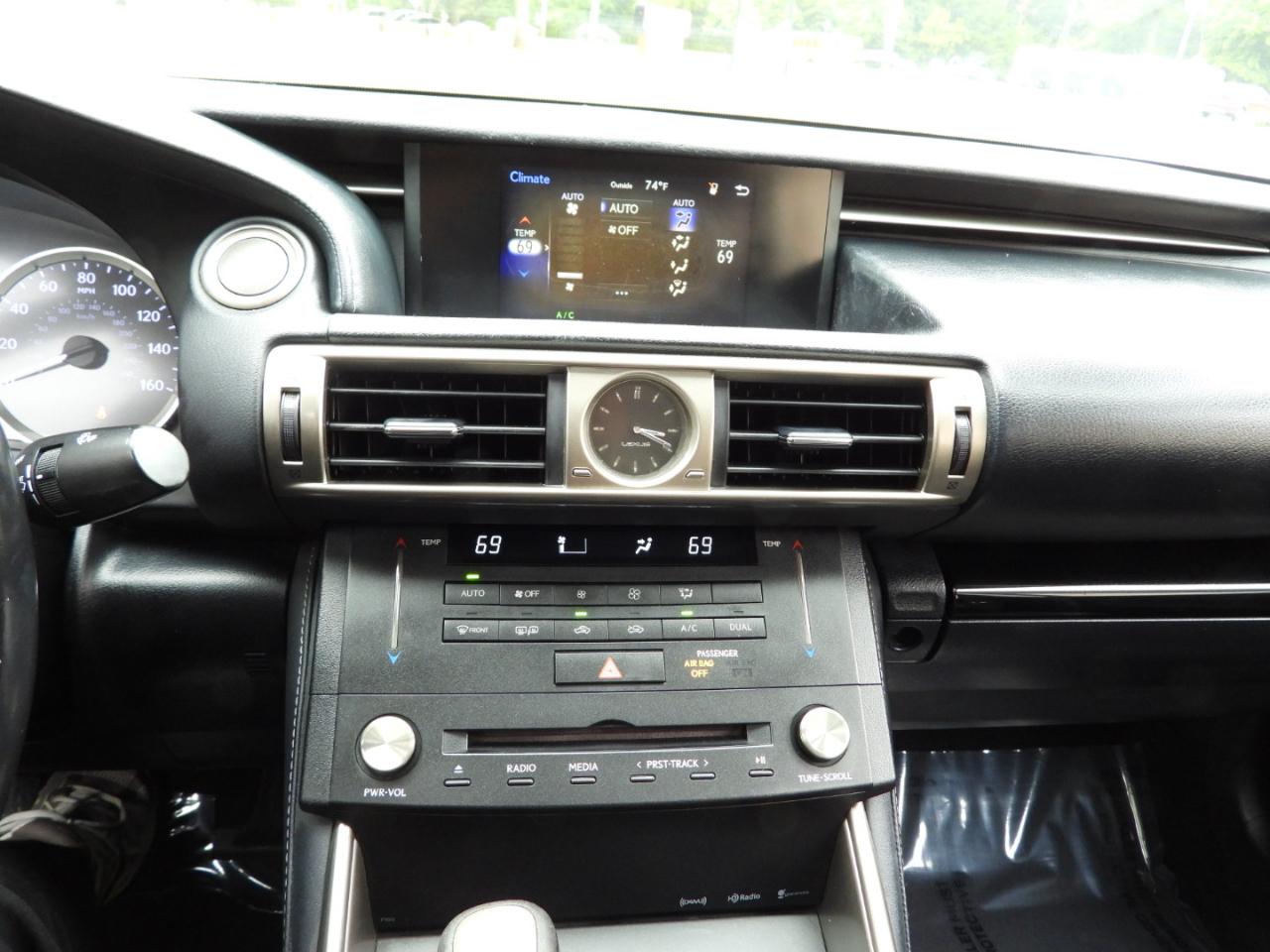 Lexus IS 250 RWD 2015