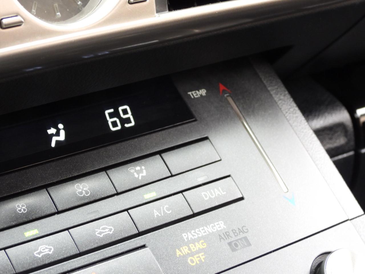 Lexus IS 250 RWD 2015