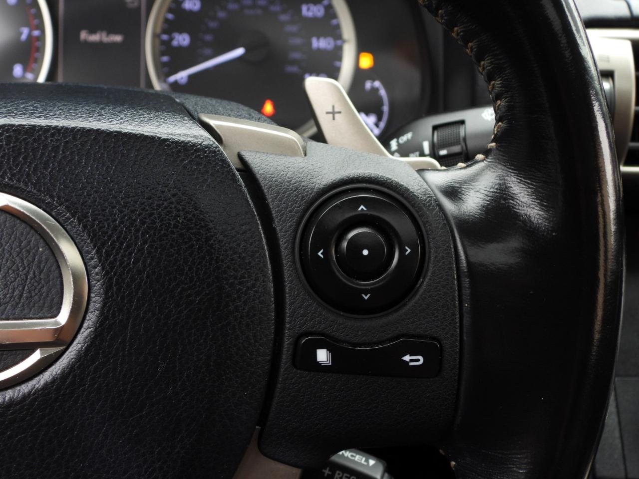 Lexus IS 250 RWD 2015