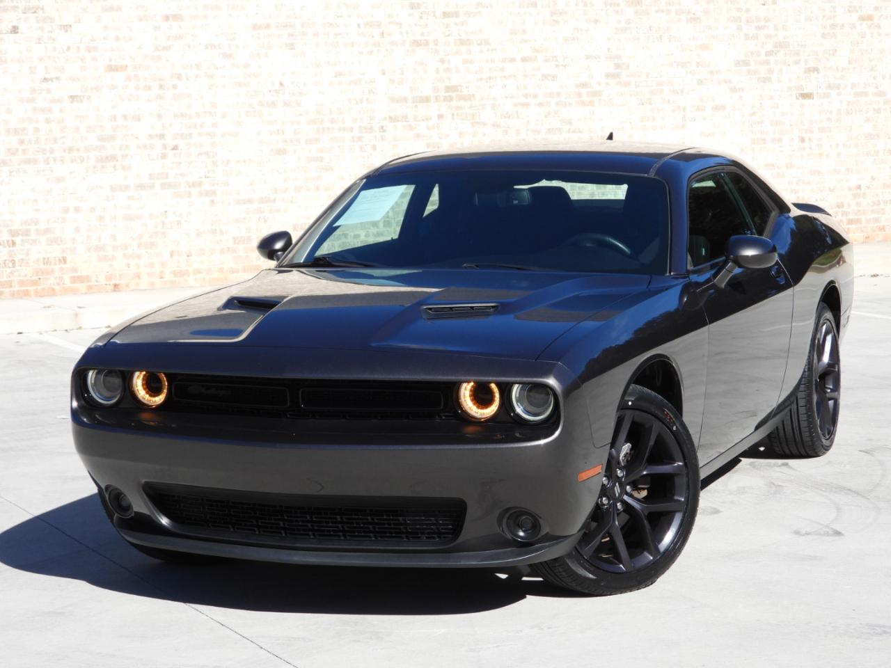 Dodge Challenger 2dr Cpe SXT 100th Anniversary Appearance Group 2020