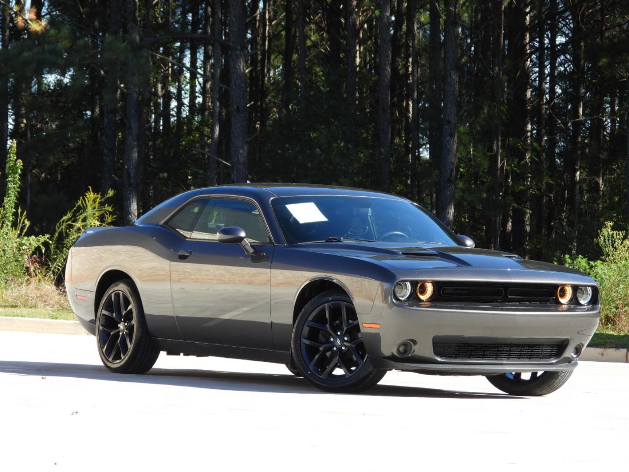 Dodge Challenger 2dr Cpe SXT 100th Anniversary Appearance Group 2020
