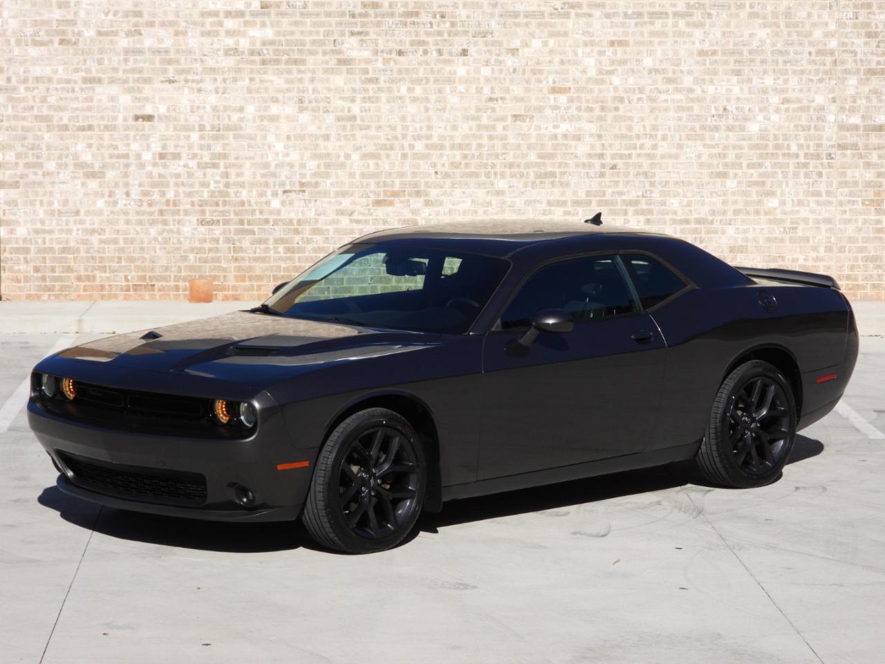 Dodge Challenger 2dr Cpe SXT 100th Anniversary Appearance Group 2020