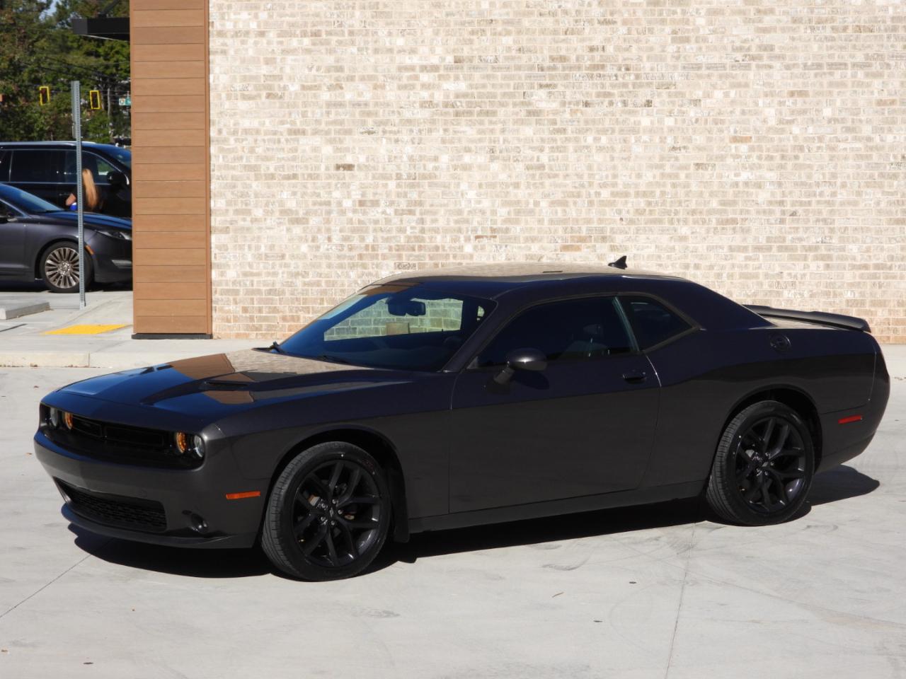 Dodge Challenger 2dr Cpe SXT 100th Anniversary Appearance Group 2020