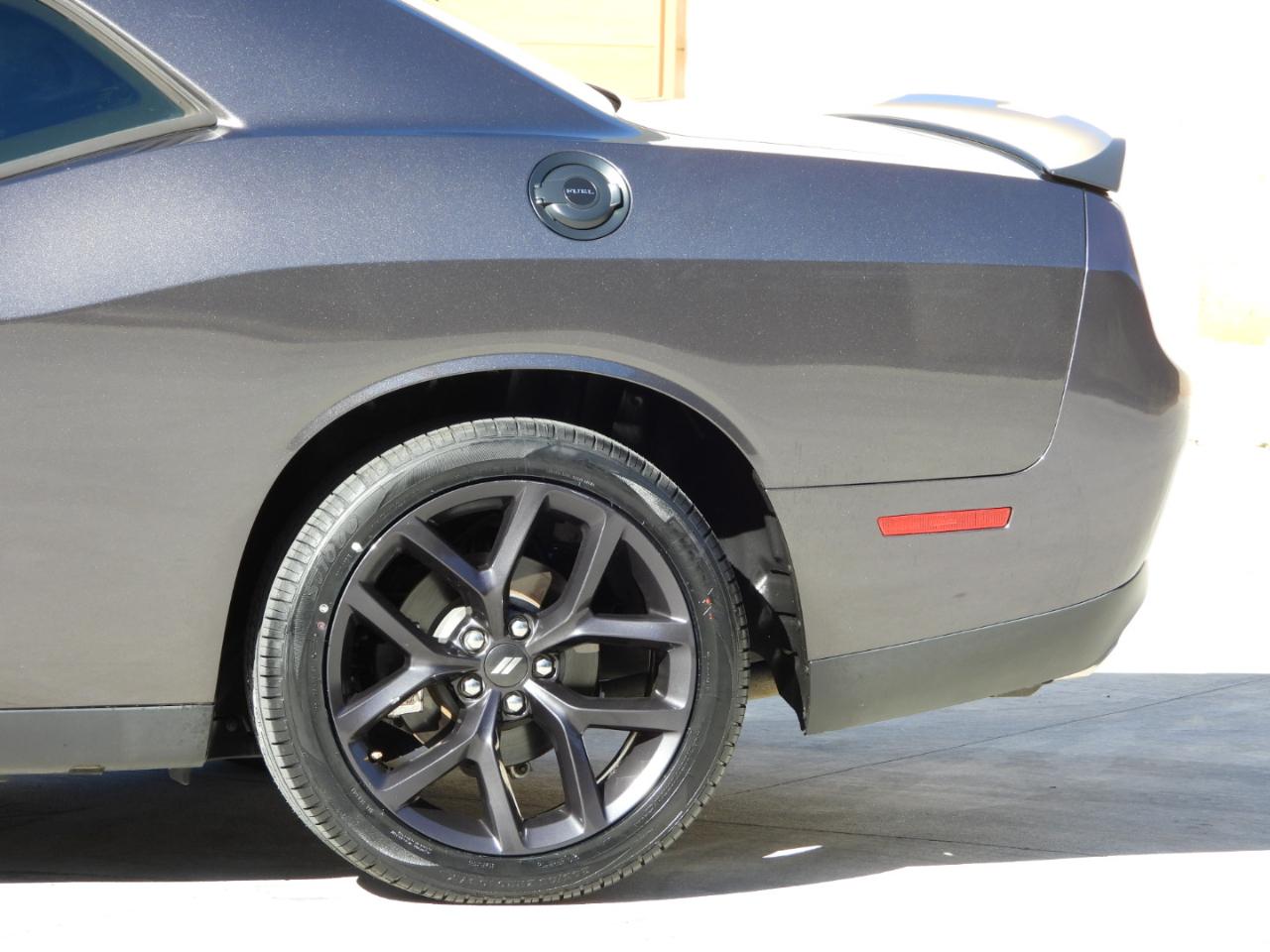 Dodge Challenger 2dr Cpe SXT 100th Anniversary Appearance Group 2020