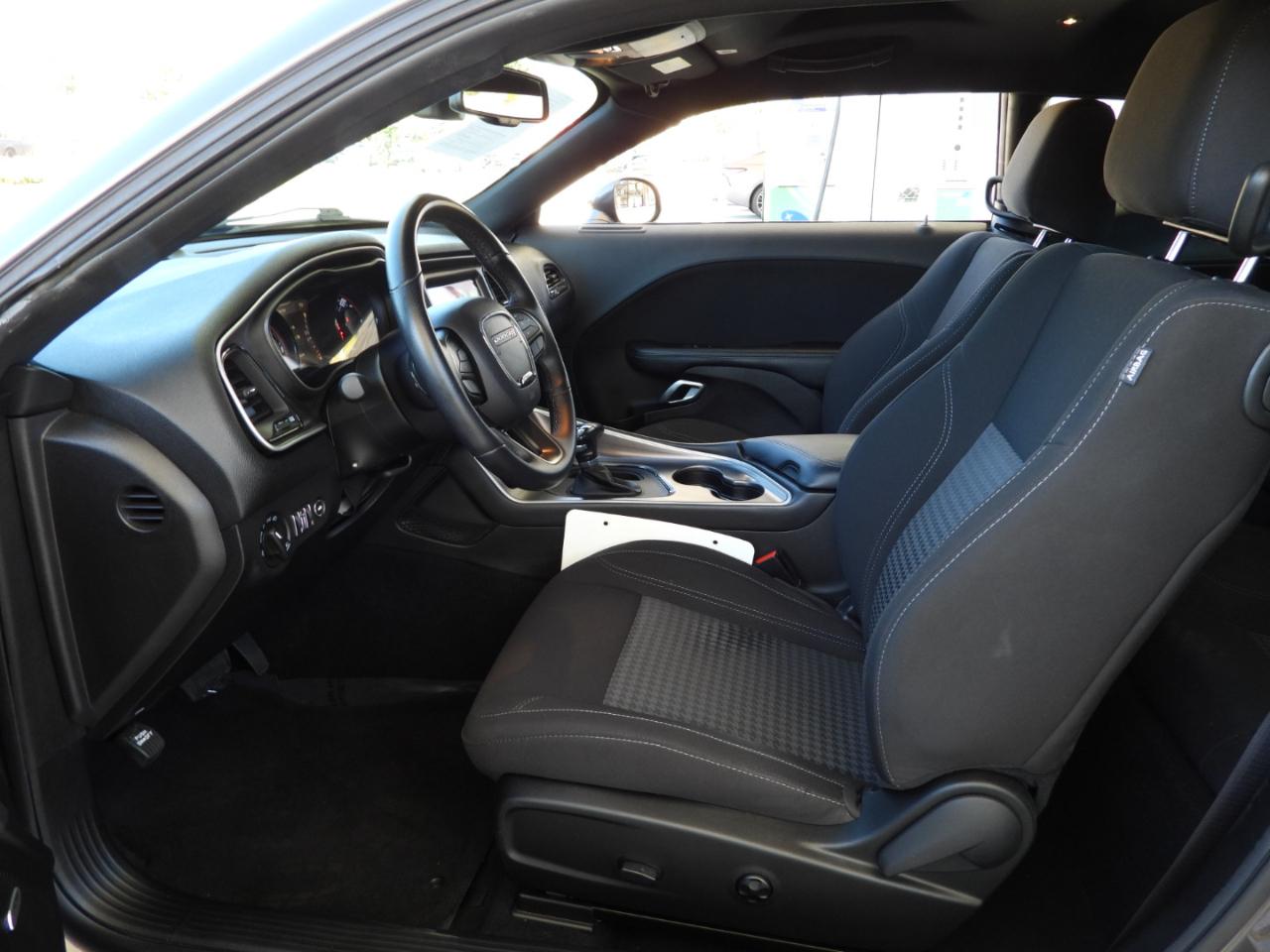 Dodge Challenger 2dr Cpe SXT 100th Anniversary Appearance Group 2020