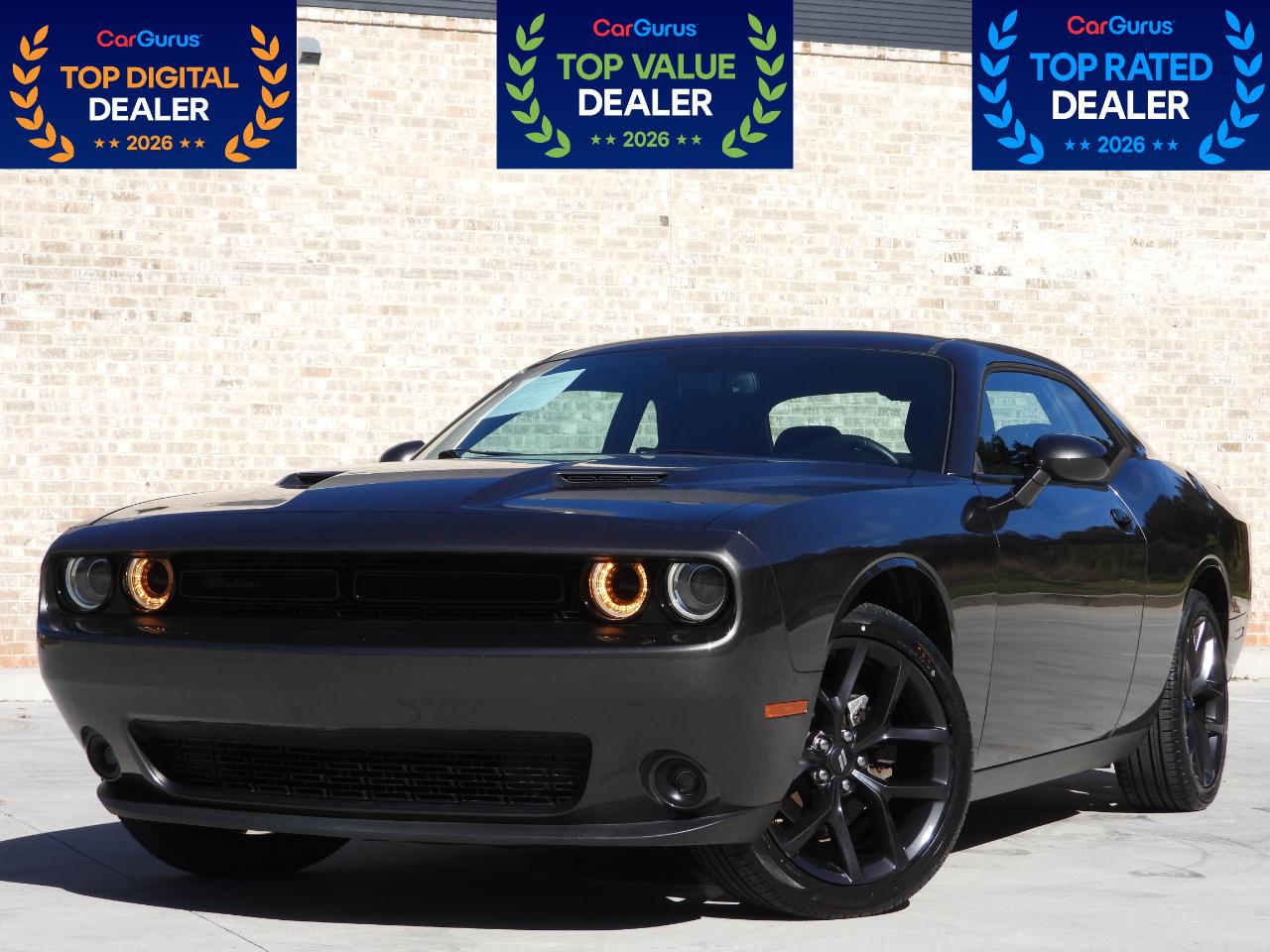 Dodge Challenger 2dr Cpe SXT 100th Anniversary Appearance Group 2020