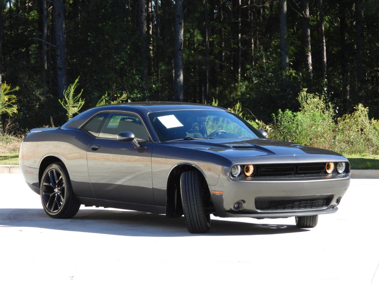 Dodge Challenger 2dr Cpe SXT 100th Anniversary Appearance Group 2020