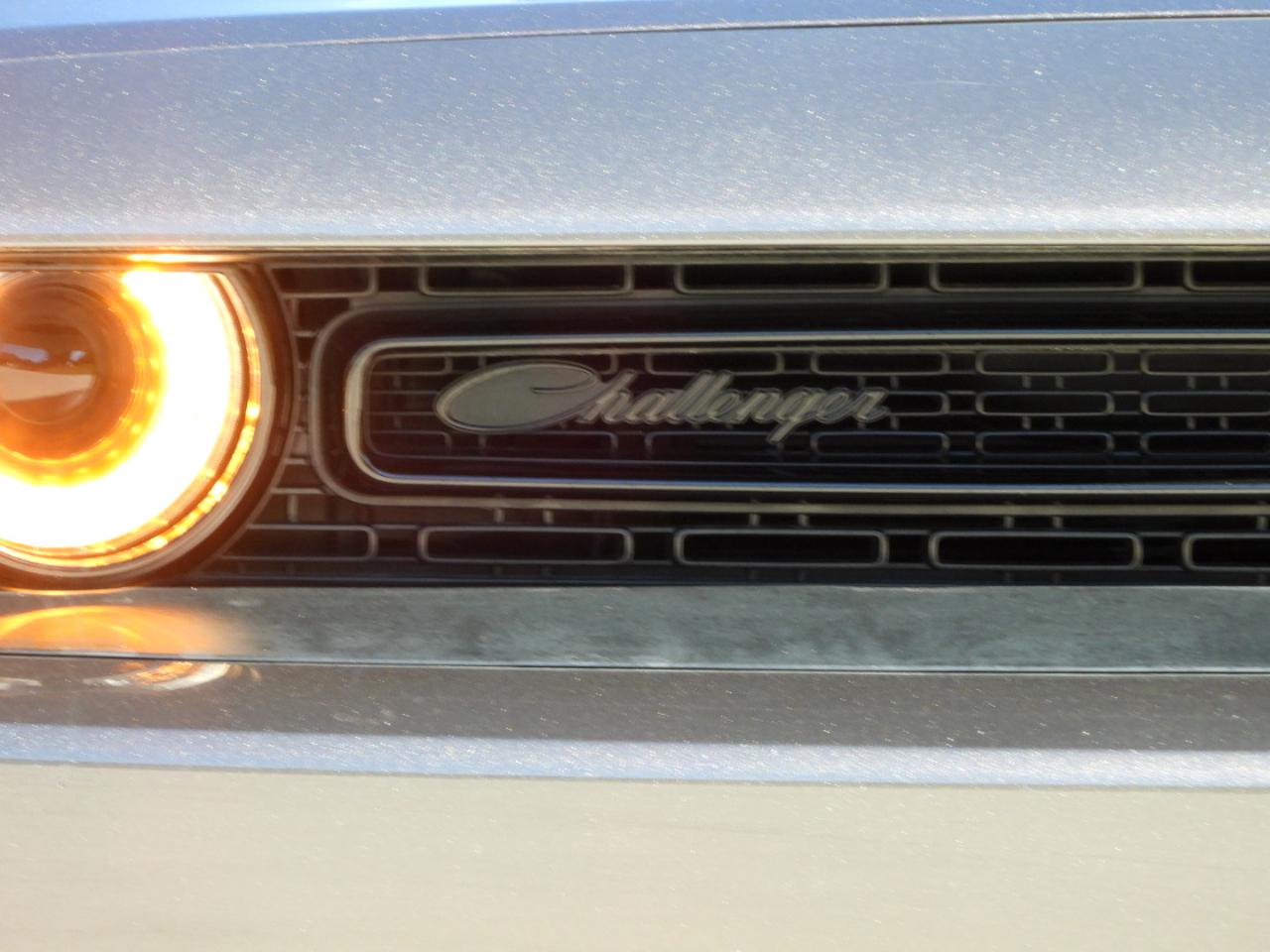 Dodge Challenger 2dr Cpe SXT 100th Anniversary Appearance Group 2020