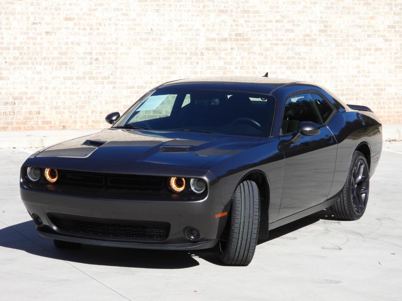 Dodge Challenger 2dr Cpe SXT 100th Anniversary Appearance Group 2020
