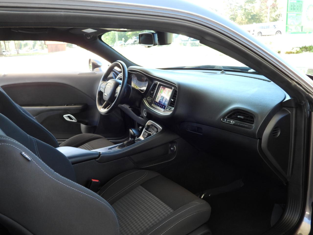 Dodge Challenger 2dr Cpe SXT 100th Anniversary Appearance Group 2020
