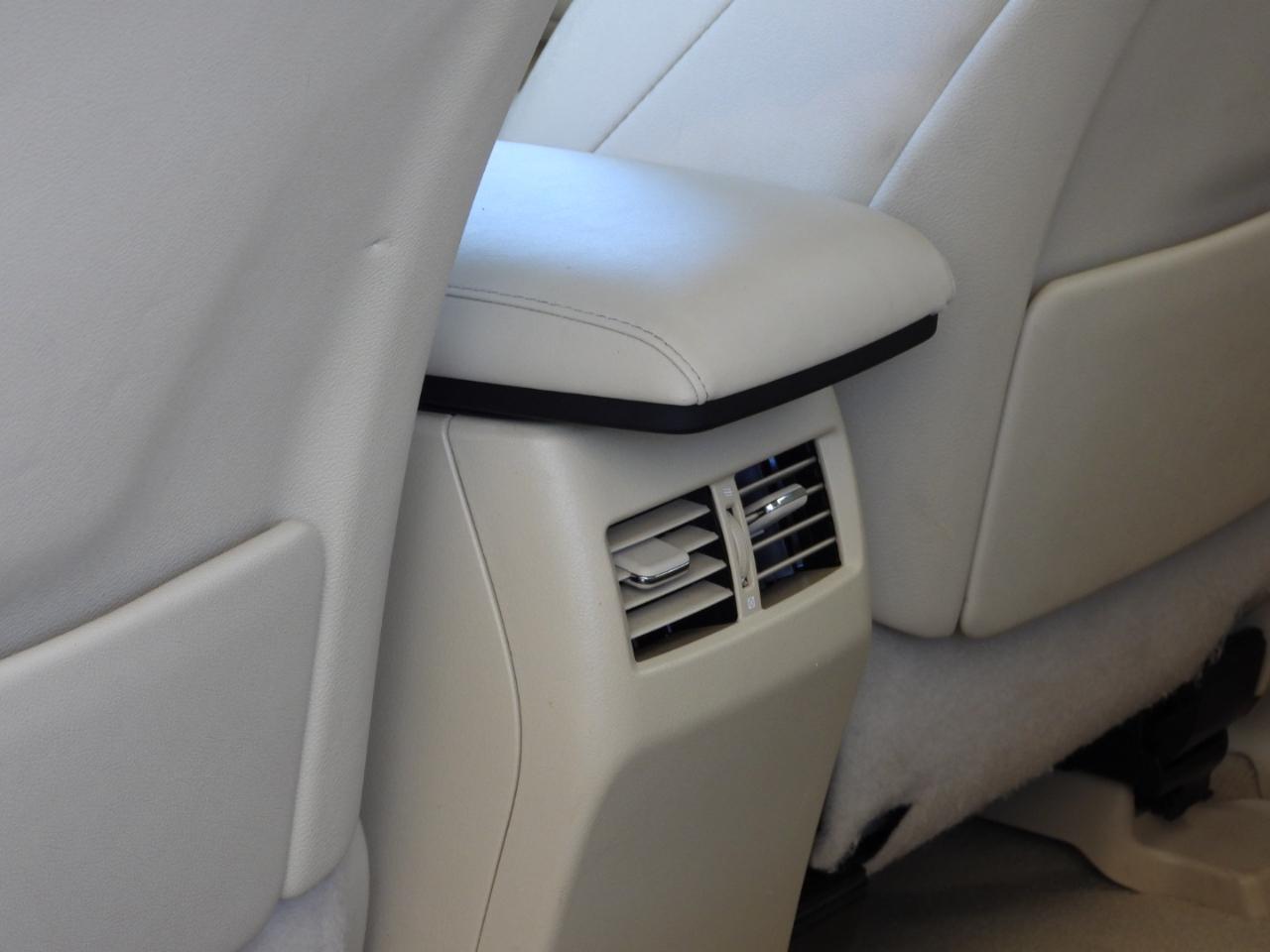 Lexus RX photo 42