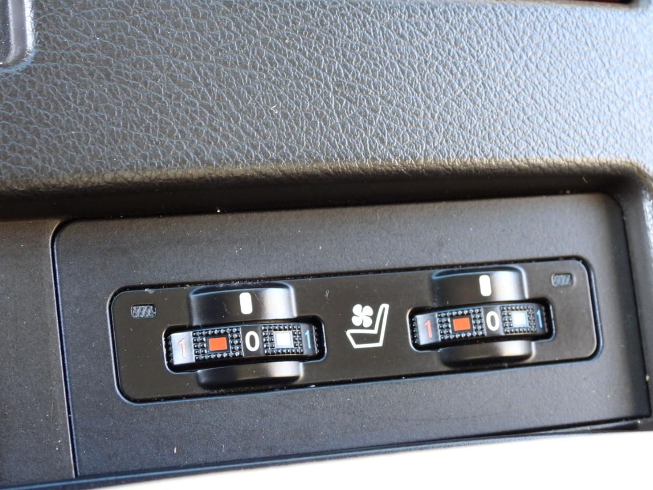 Lexus RX photo 65
