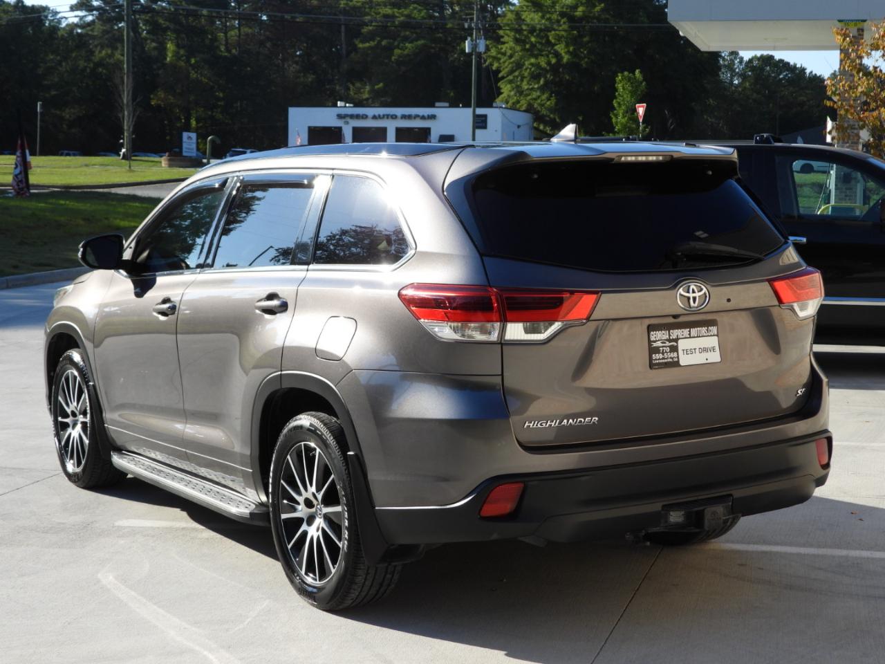 Toyota Highlander SE FWD V6 2017