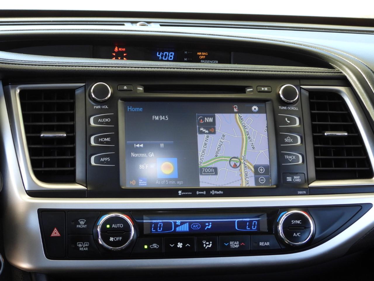 Toyota Highlander SE FWD V6 2017