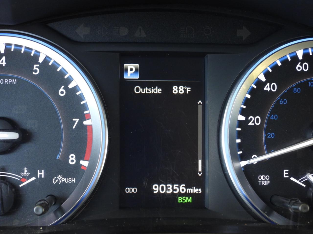 Toyota Highlander SE FWD V6 2017