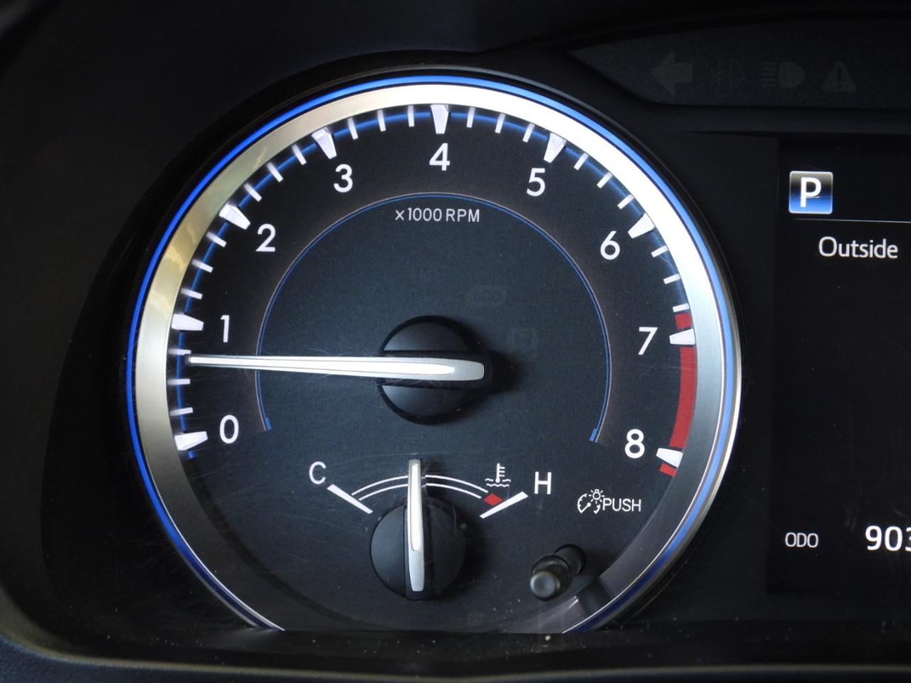 Toyota Highlander SE FWD V6 2017