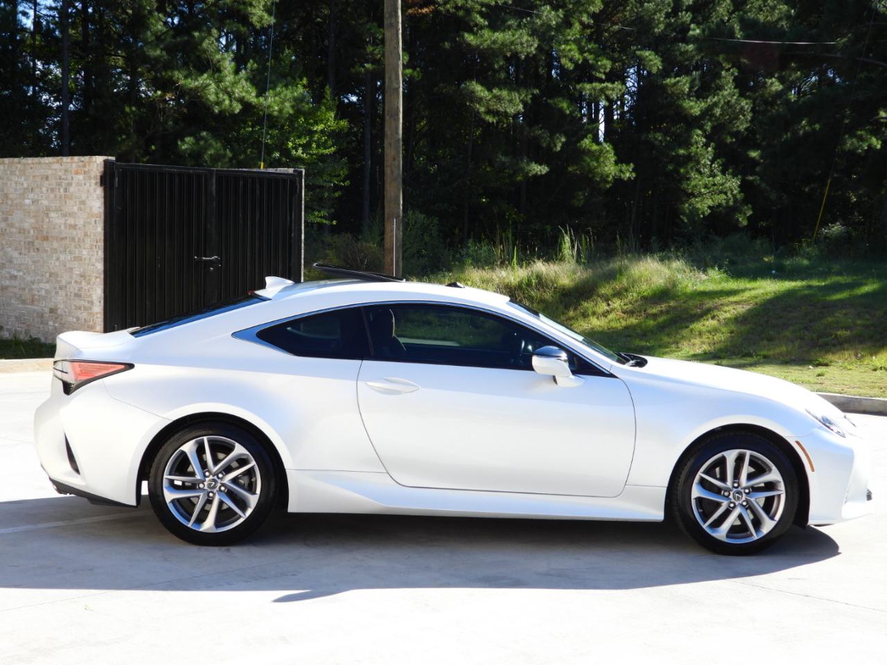 Lexus RC 200t 2D Coupe 2019