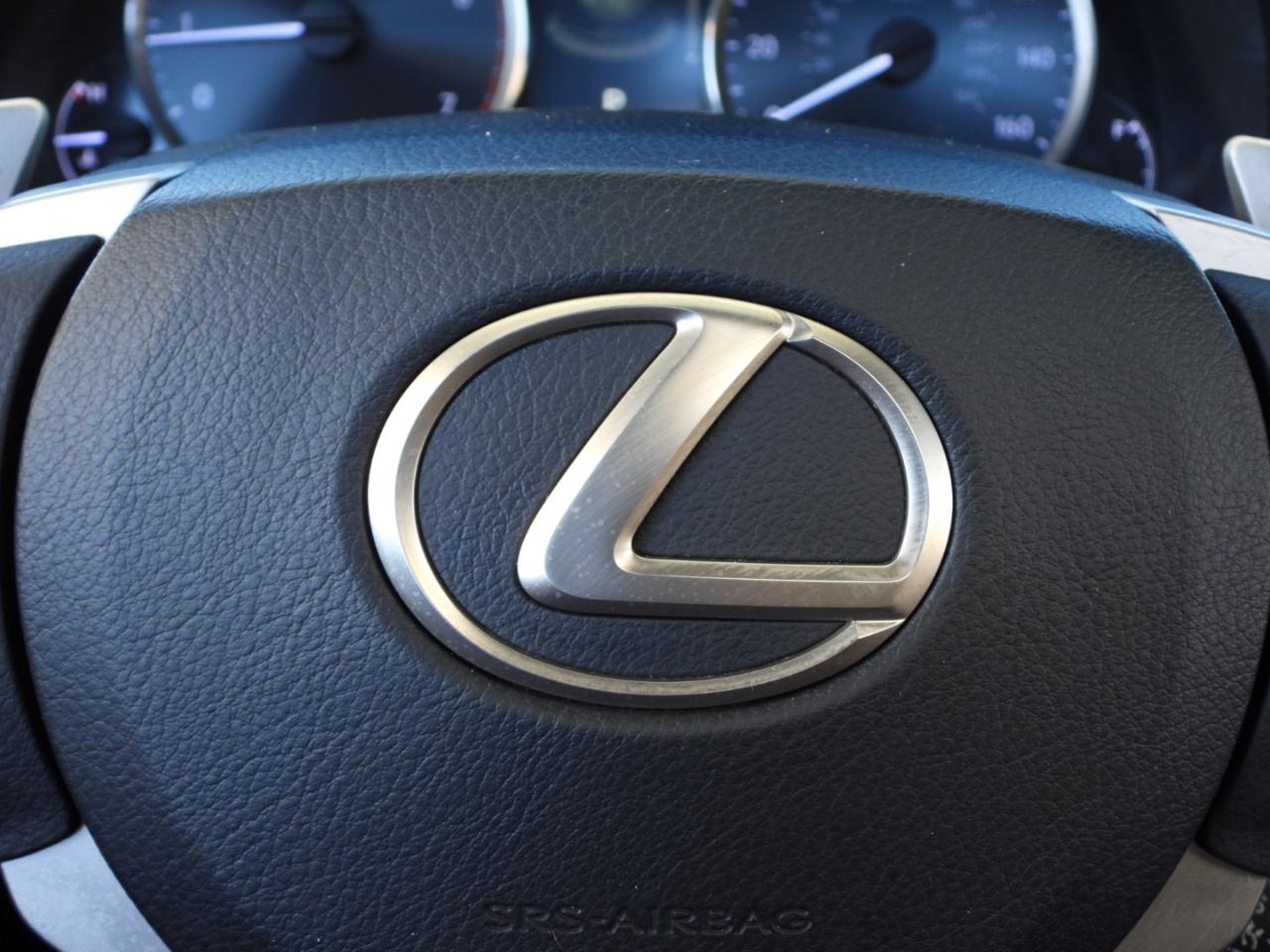 Lexus RC 200t 2D Coupe 2019
