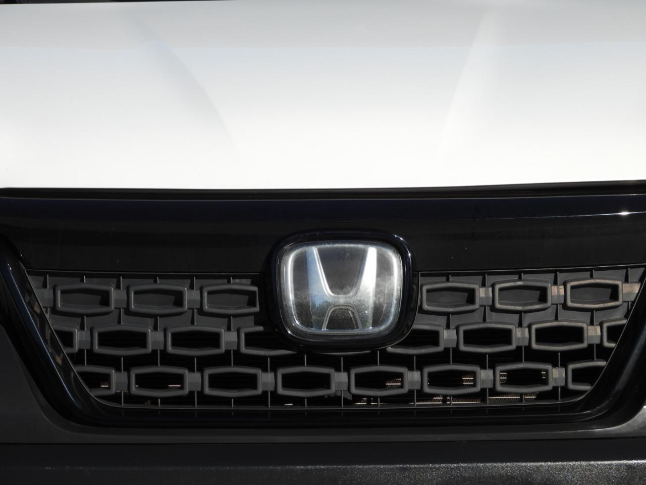 Honda Passport photo 42