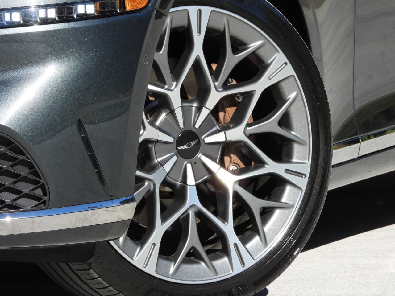 Genesis G90 3.5T e-Supercharger 2023