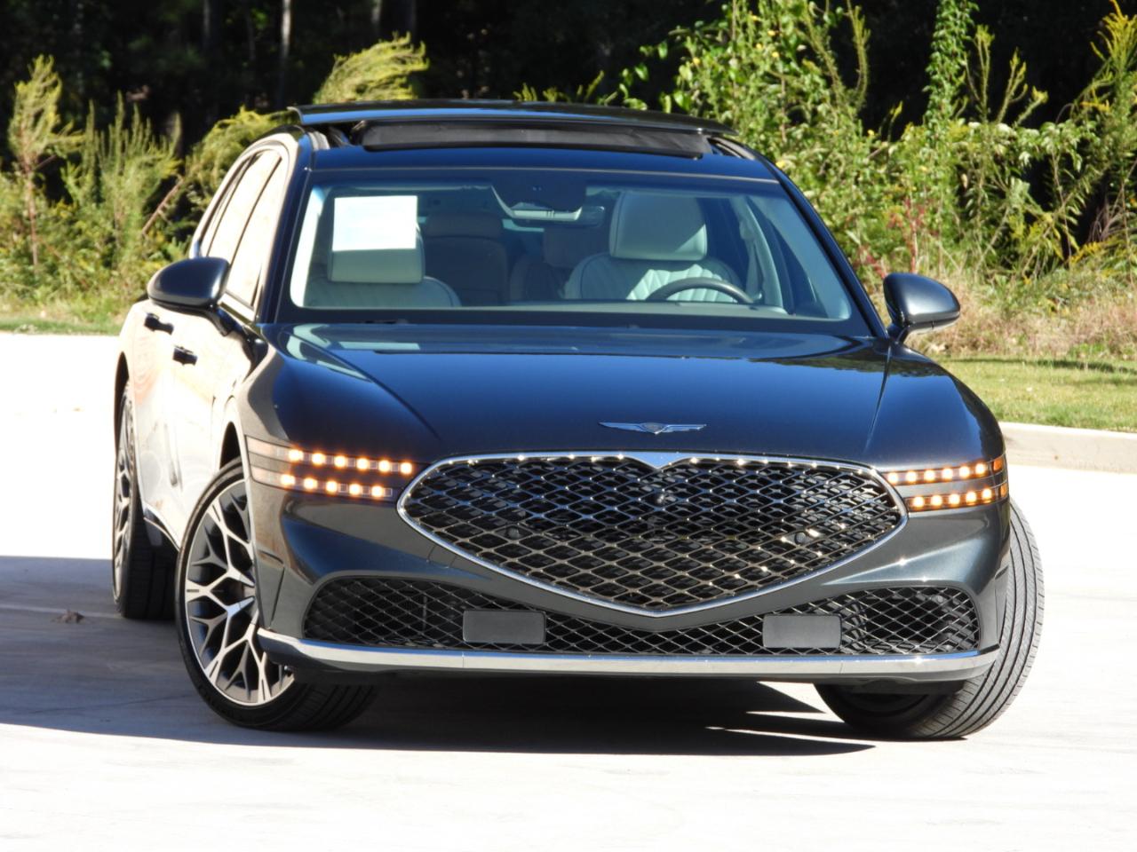 Genesis G90 3.5T e-Supercharger 2023