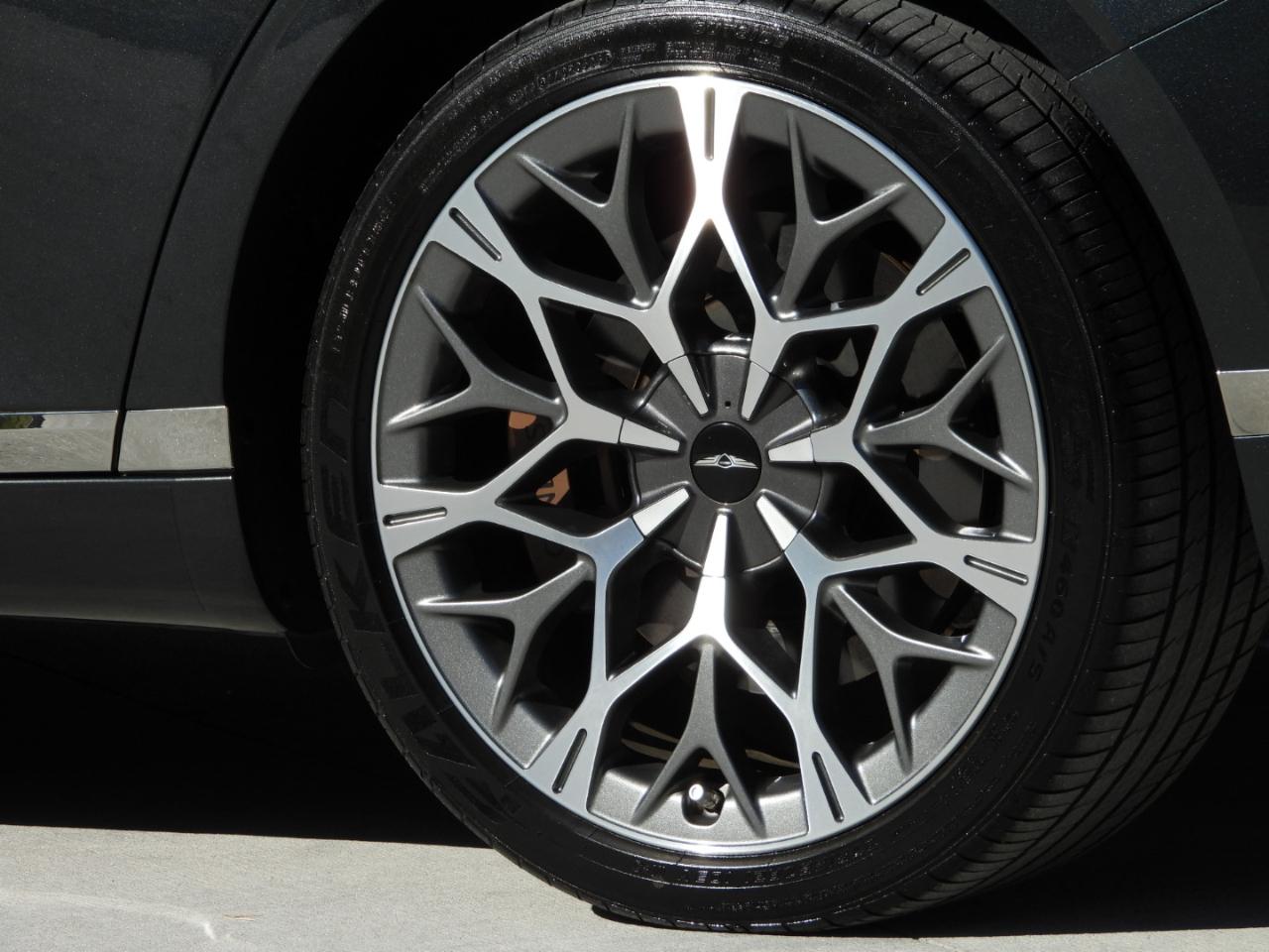 Genesis G90 3.5T e-Supercharger 2023