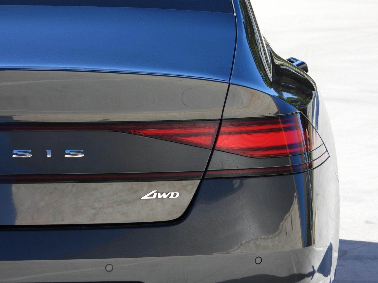 Genesis G90 3.5T e-Supercharger 2023