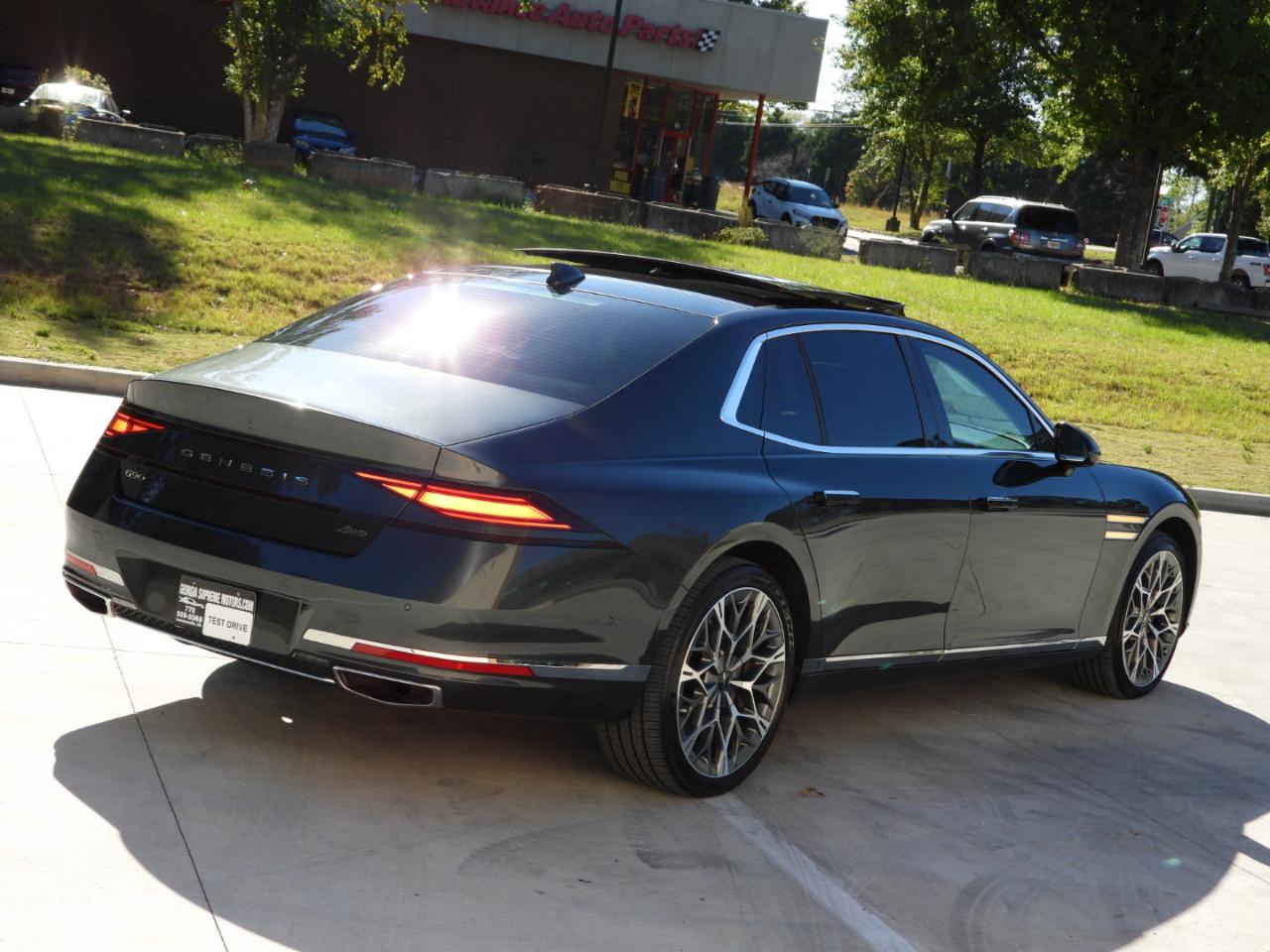 Genesis G90 3.5T e-Supercharger 2023