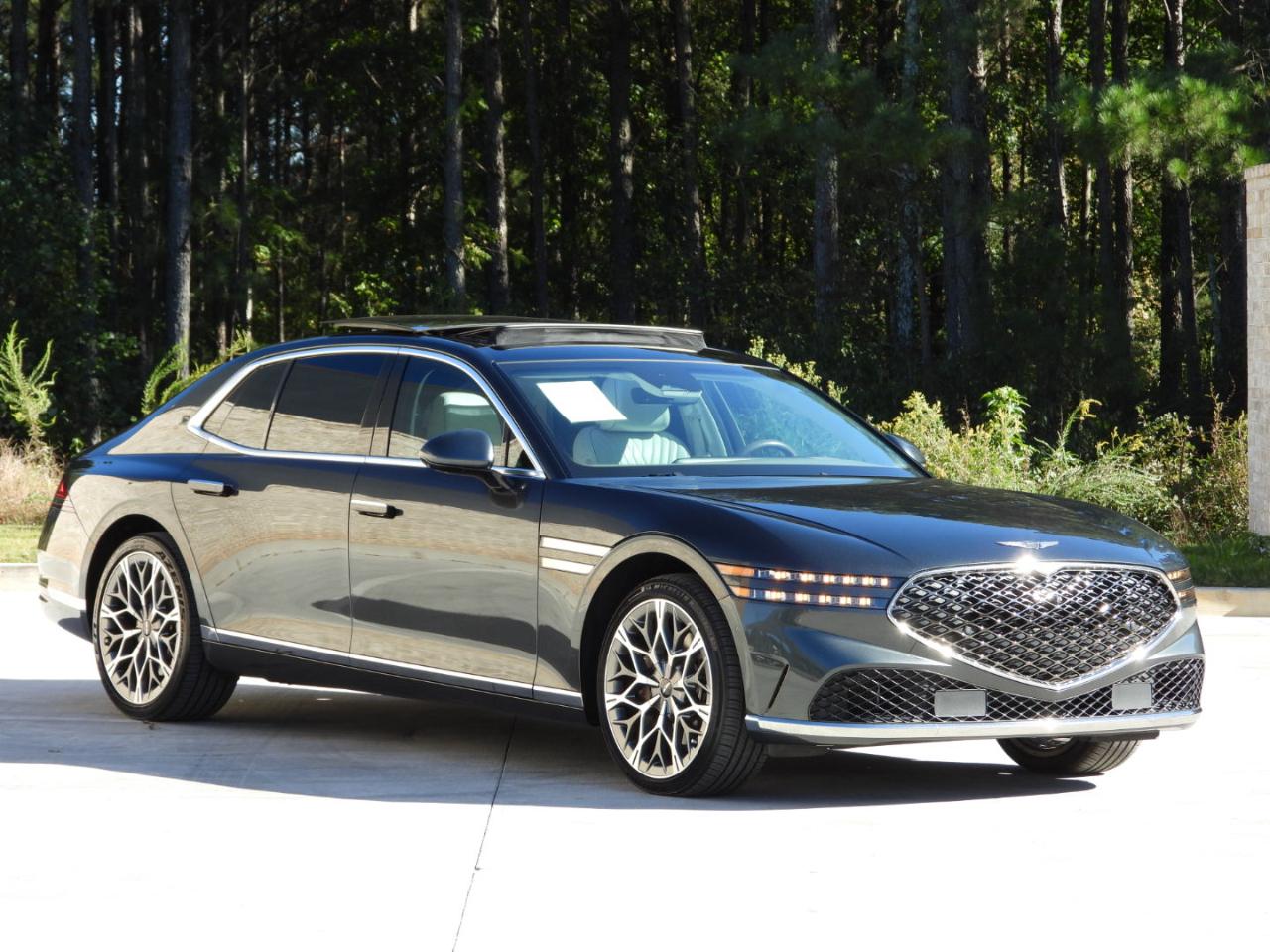 Genesis G90 3.5T e-Supercharger 2023