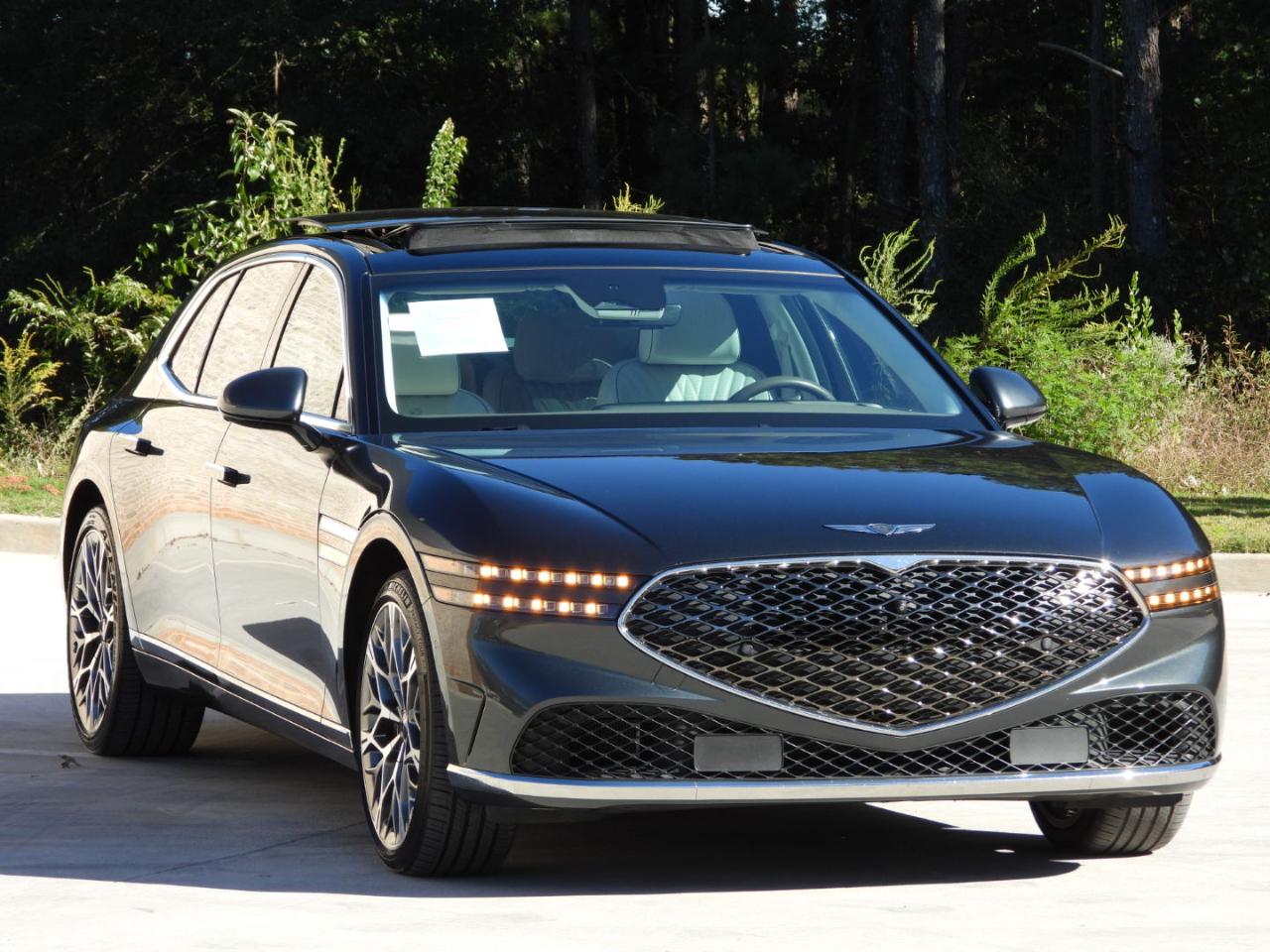 Genesis G90 3.5T e-Supercharger 2023
