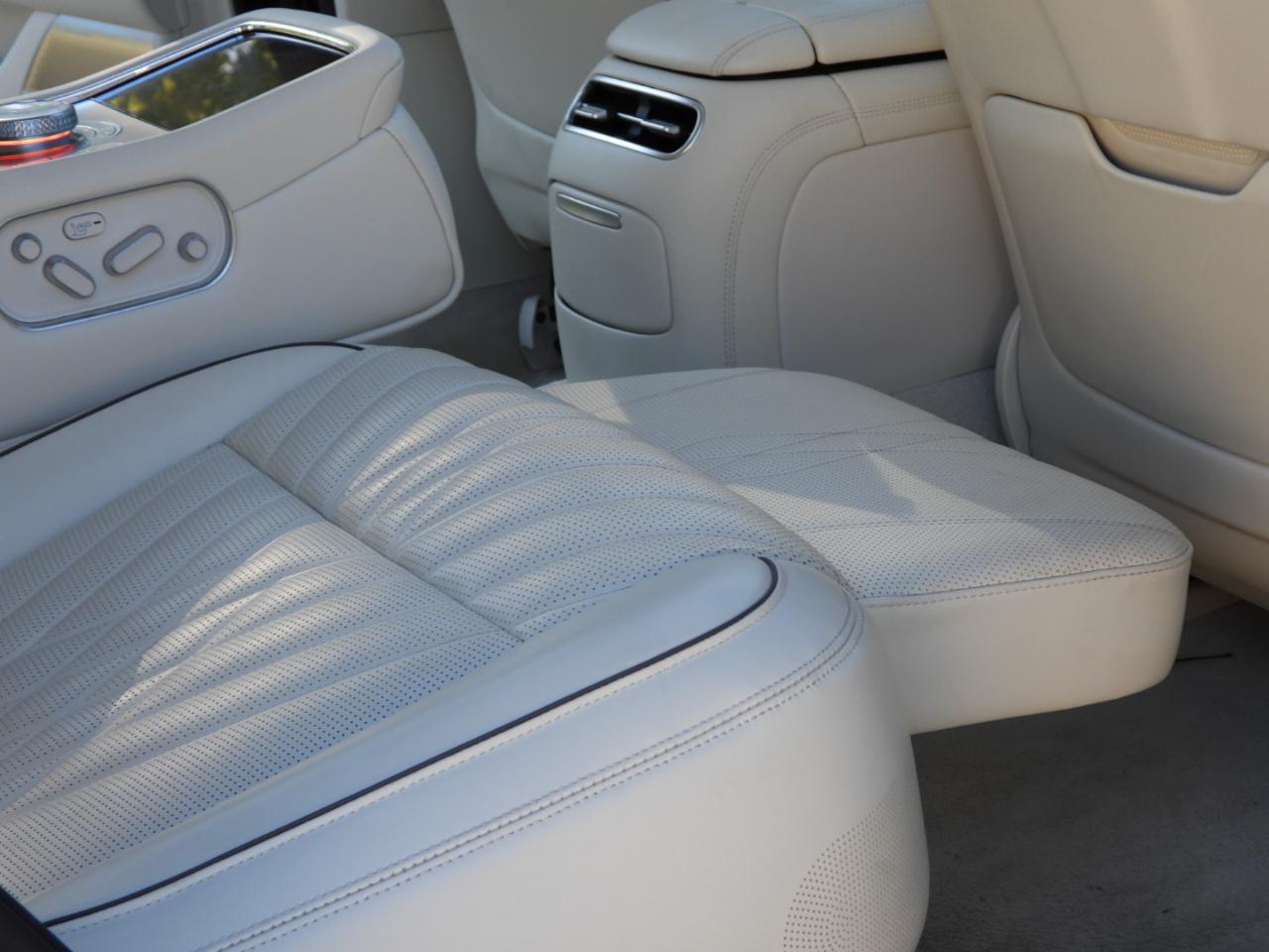 Genesis G90 3.5T e-Supercharger 2023