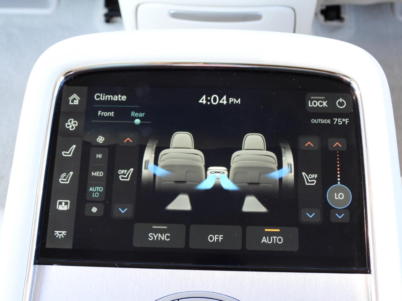 Genesis G90 3.5T e-Supercharger 2023