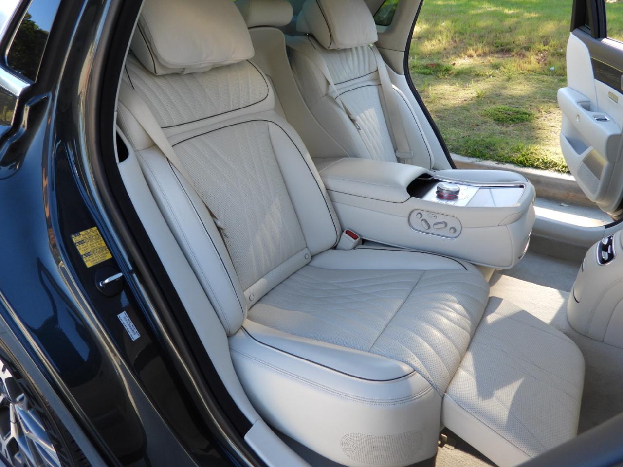 Genesis G90 3.5T e-Supercharger 2023