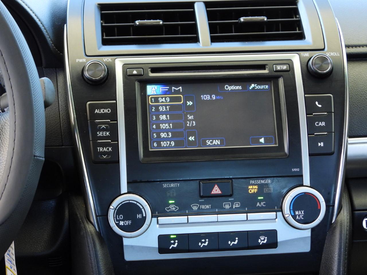 Toyota Camry SE 2012
