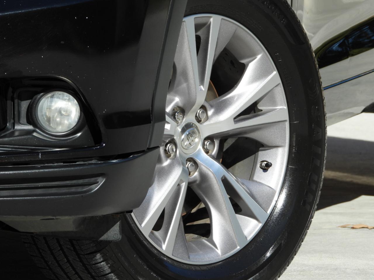 Toyota Highlander XLE FWD V6 2015