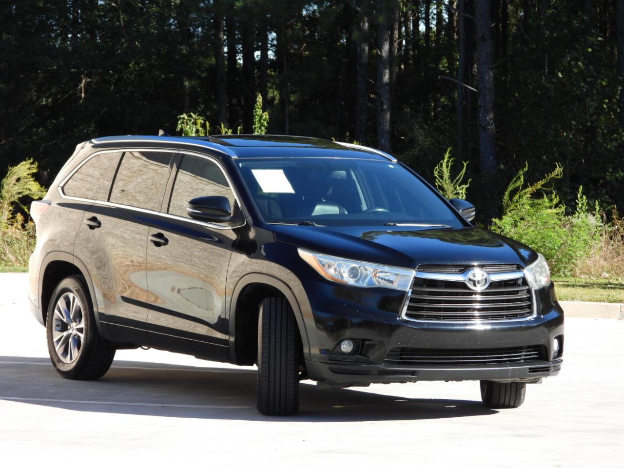 Toyota Highlander XLE FWD V6 2015