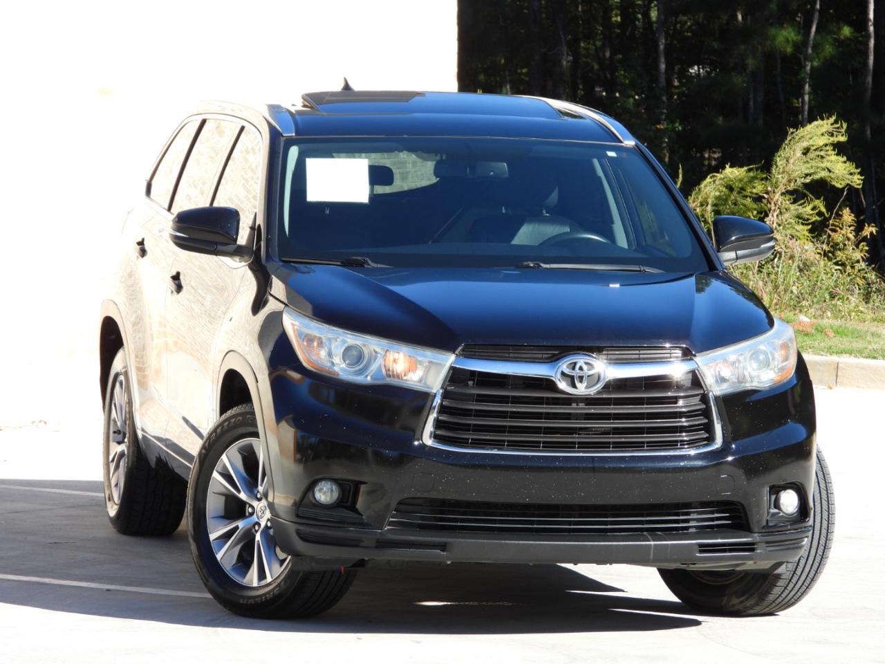 Toyota Highlander XLE FWD V6 2015