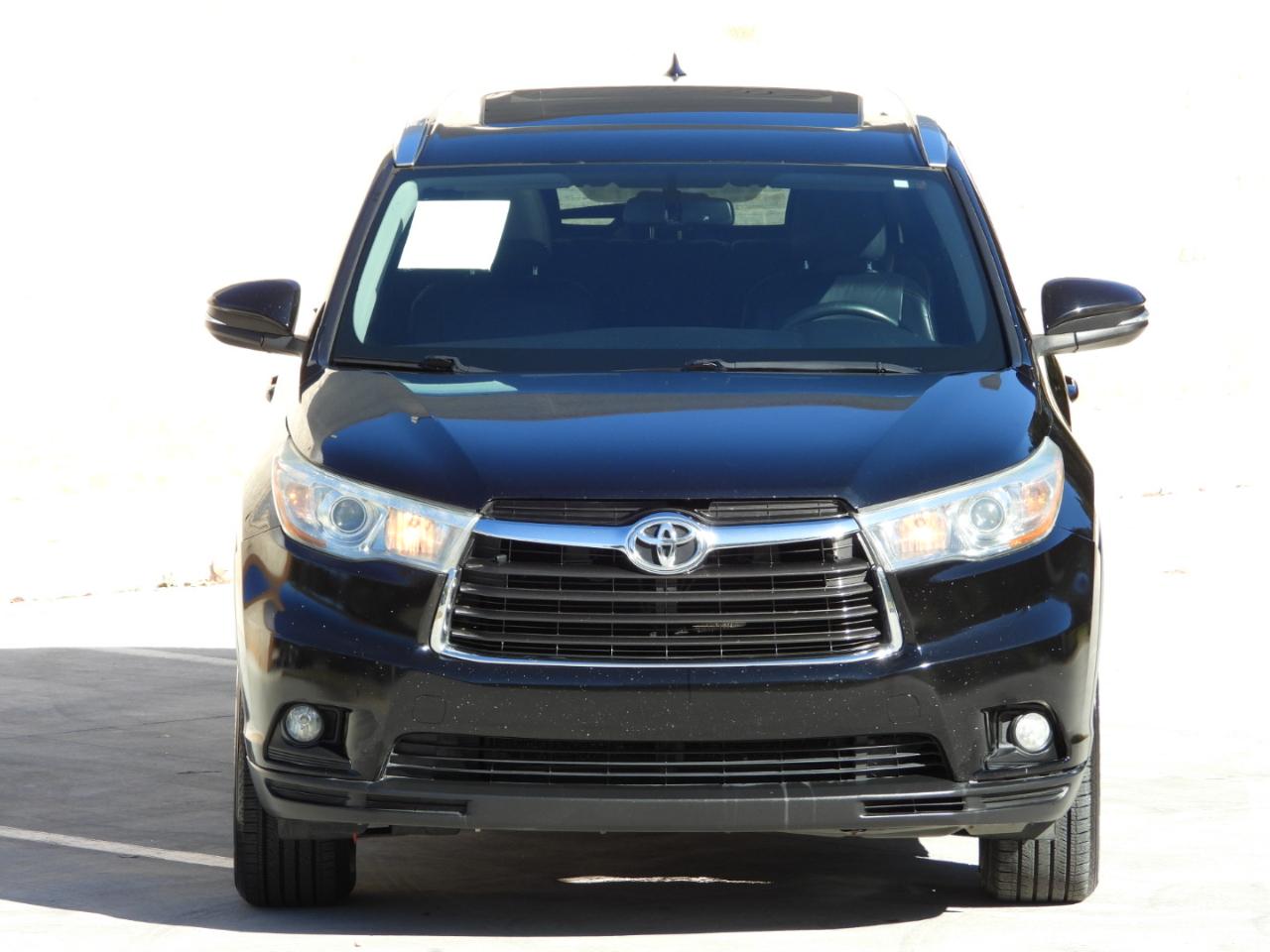 Toyota Highlander XLE FWD V6 2015